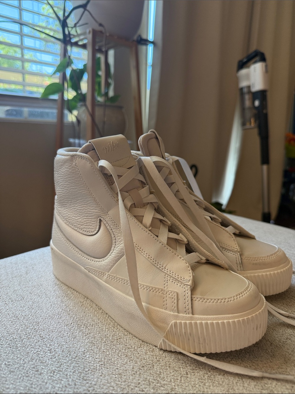 Nike Blazer Mid Victory Platform Summit White Light Cream High Top Sneakers